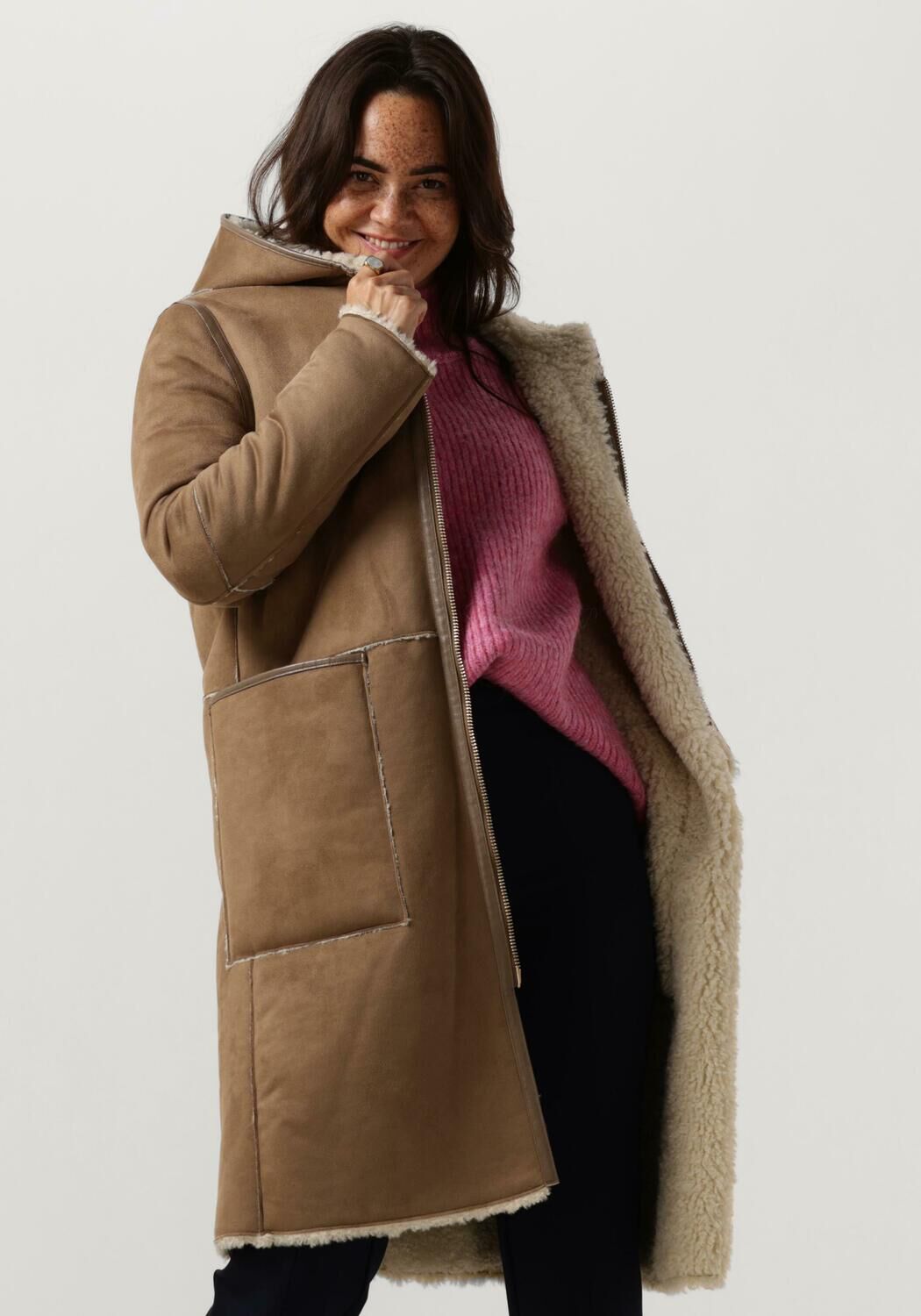GOOSECRAFT Veste matelasse GC ADELYN COAT en camel Omoda