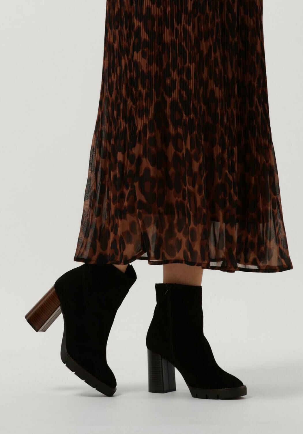 Zwarte NOTRE-V Enkellaarsjes 50183 - large