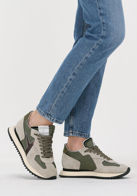 ARCHIVIO,22 Baskets basses 430 en vert - large