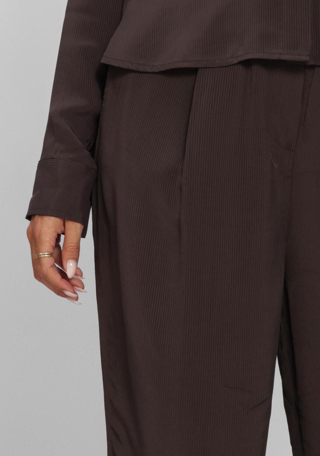 Bruine BY-BAR Wijde broek NEMO SATIN STRIPE PANTS - large
