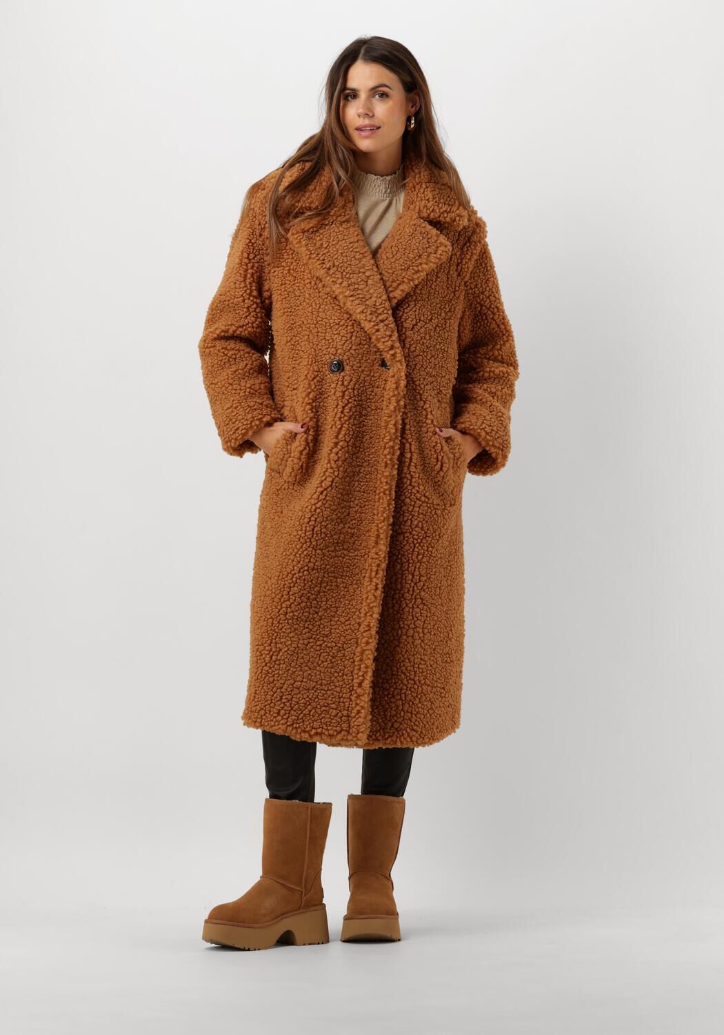 Ugg manteau cheap