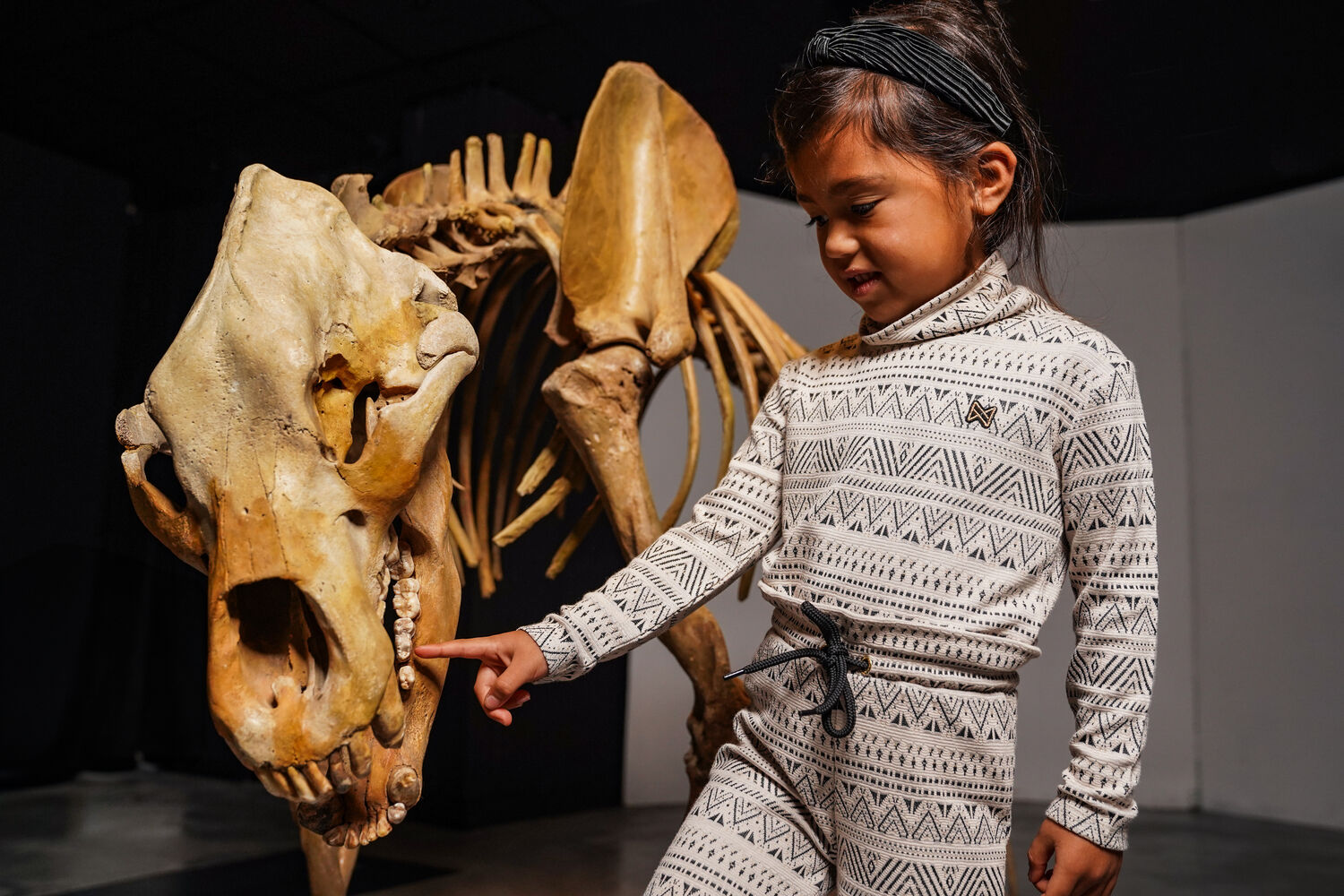 Gebroken wit KOKO NOKO Trui O56937 - large