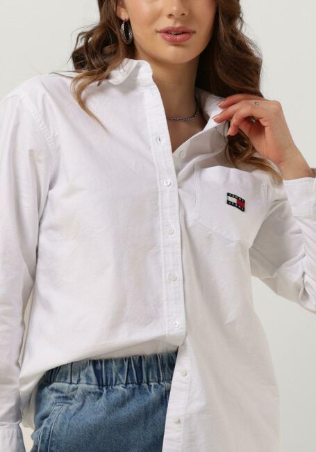 Witte TOMMY JEANS  TJW BADGE BOYFRIEND - large