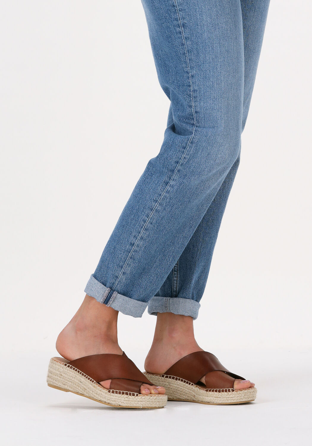 VIA VAI GIANNA KACE Tongs en cognac - large