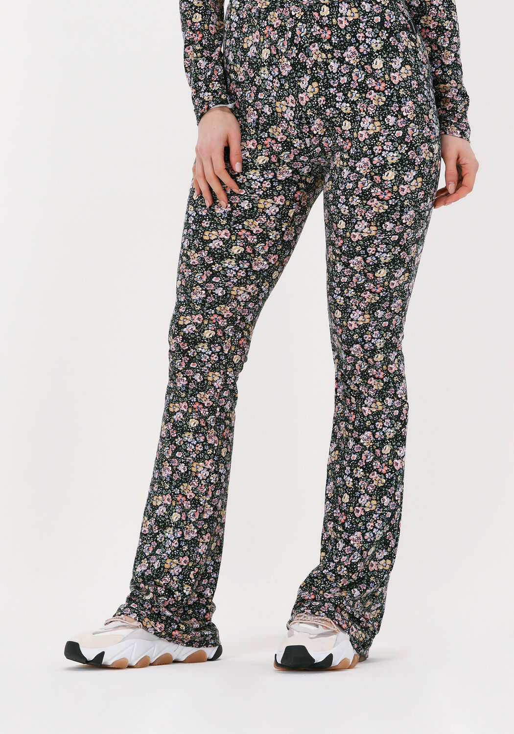 Colourful discount flare pants