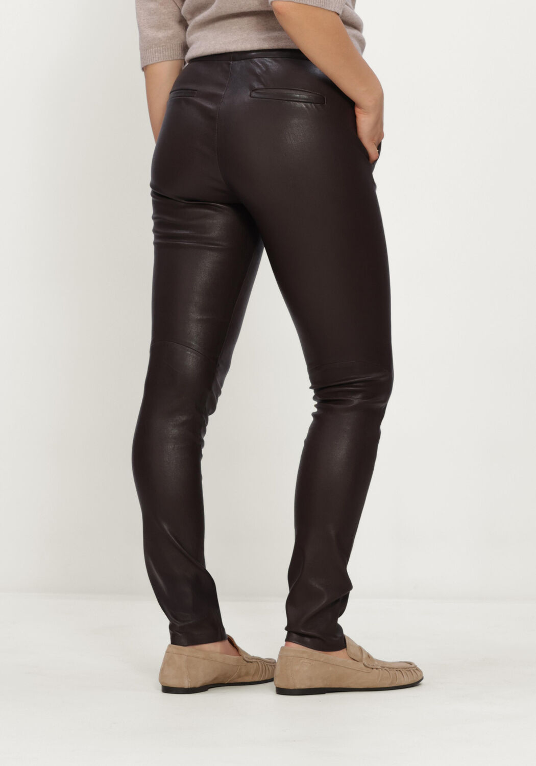 Bruine STUDIO AR Broeken/jumpsuits SORAYA STRETCH PLONGE - large