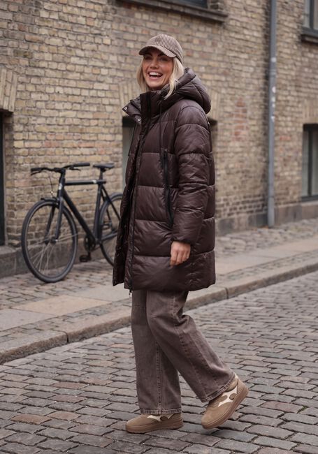 WITHBLACK Veste matelass&eacute; WBLABBY 3/4 DOWN JACKET en marron - large
