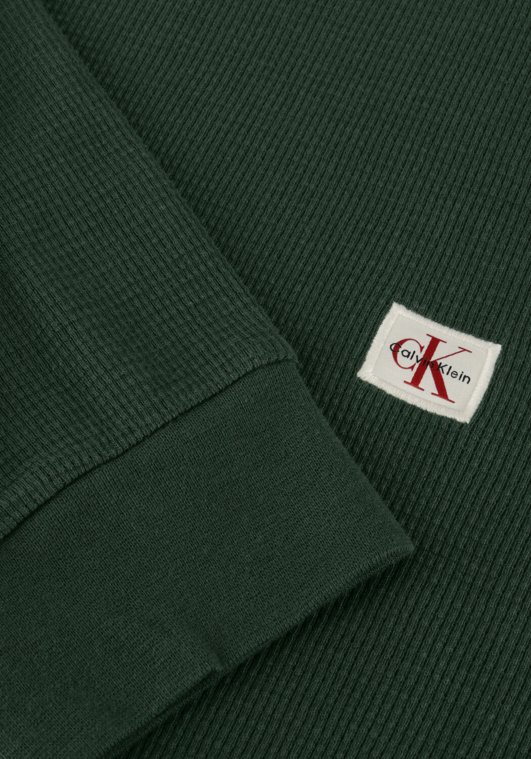 CALVIN KLEIN Pull LS WAFFLE BADGE CREWNK TEE Vert fonc&eacute; - large