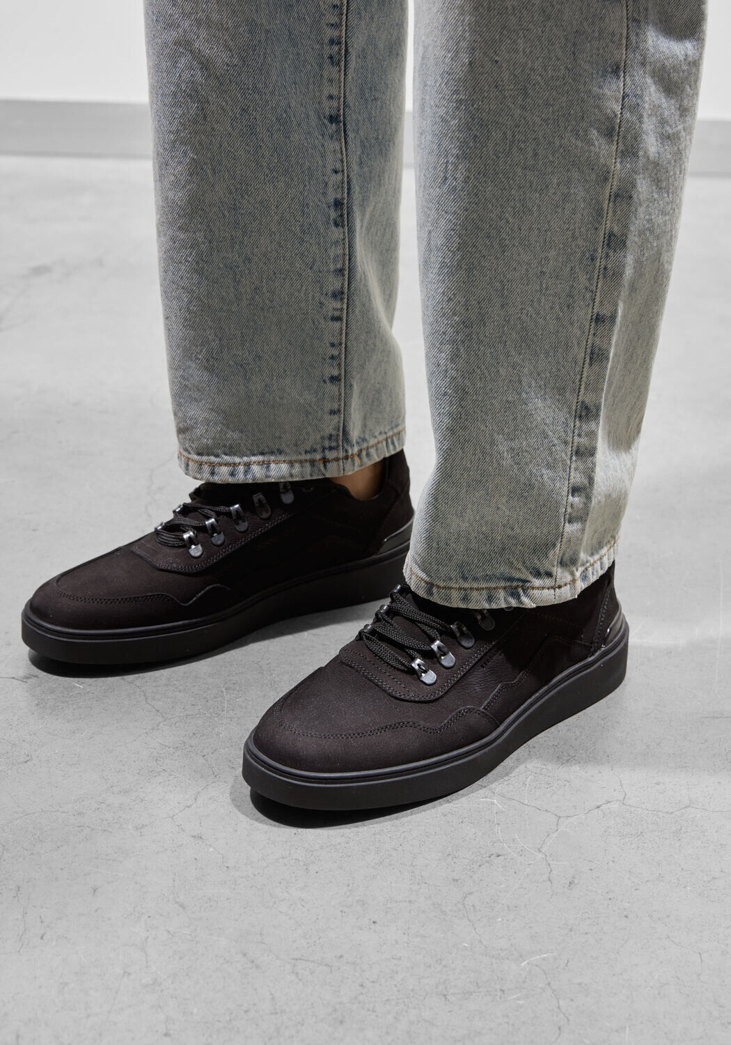 STEFANO LAURAN Baskets basses LJ2502 en noir - medium