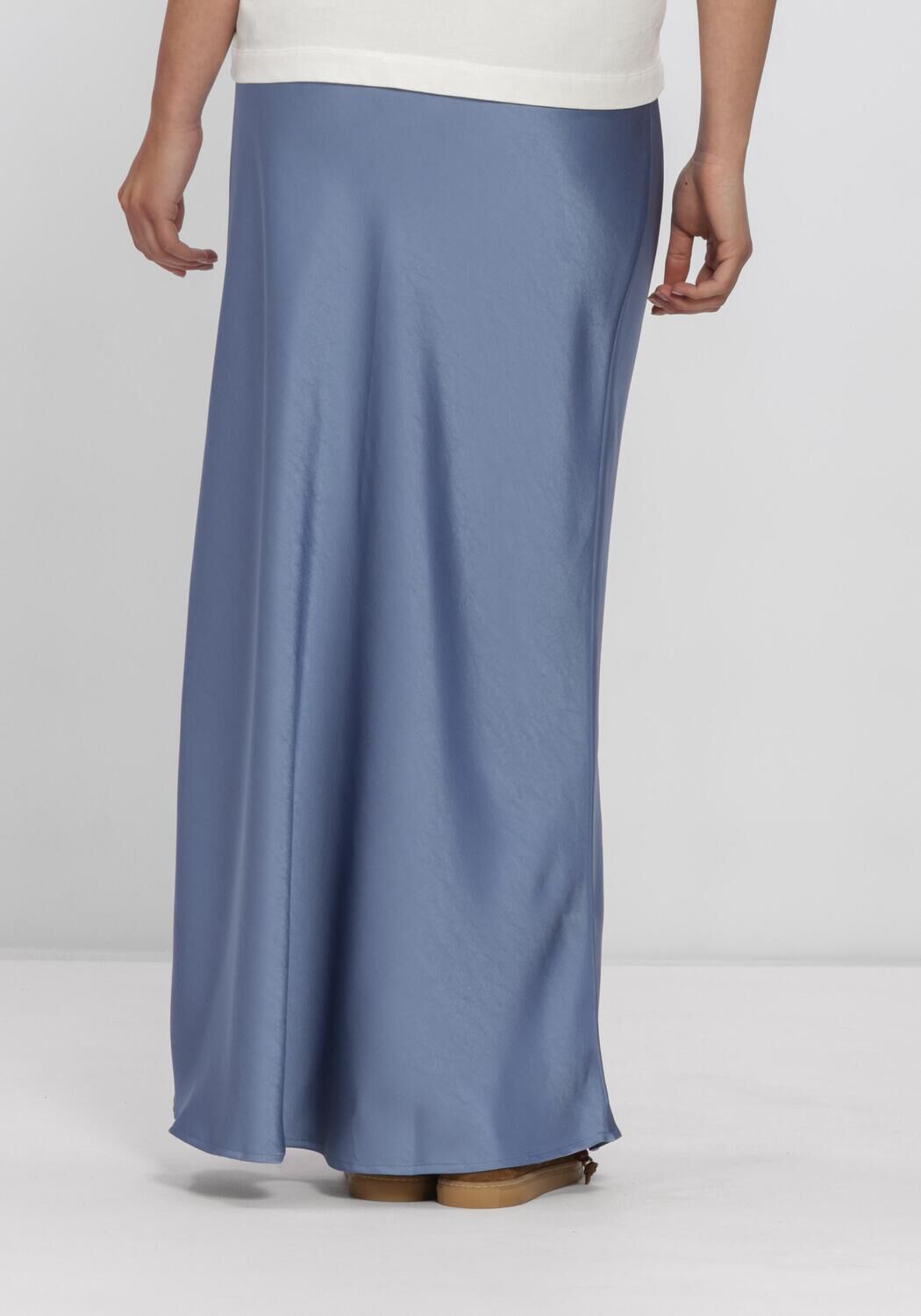NEO NOIR Jupe maxi VICKY HEAVY SATEEN SKIRT en bleu - large