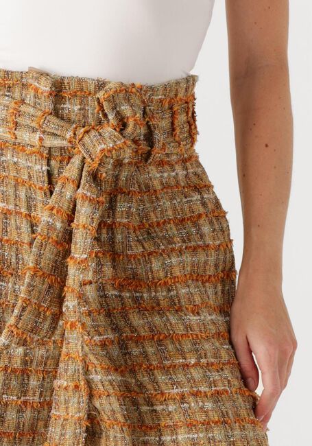 AMAYA AMSTERDAM Pantalon courte EDEN SHORT en orange - large