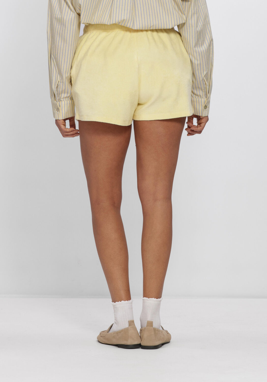 Gele COUCOU Broeken/jumpsuits JACKIE SHORT - large