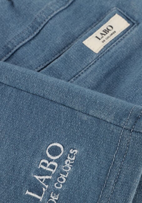 Labo de Colores Pantalon courte LEVI en bleu - large