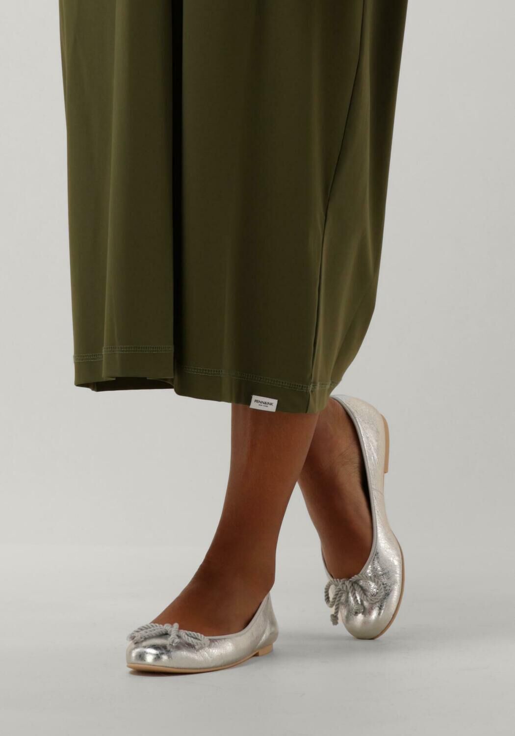 PRETTY BALLERINAS 130274 Ballerines en argent - large