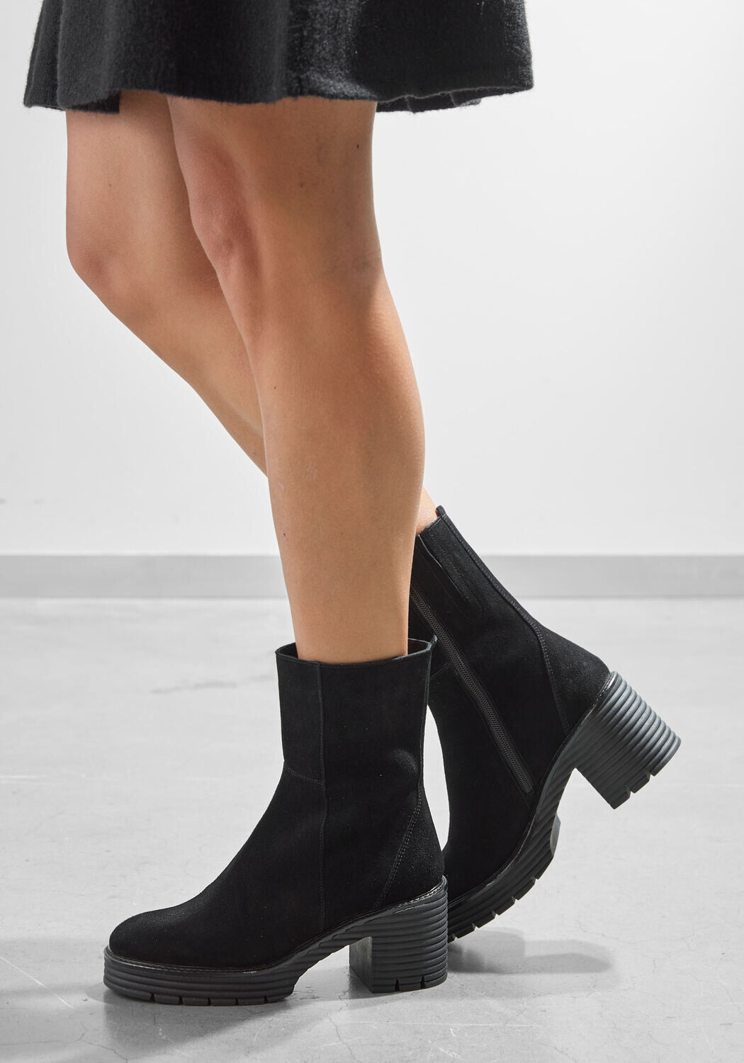 SOFTWAVES 8.88.17 Bottines en noir - large