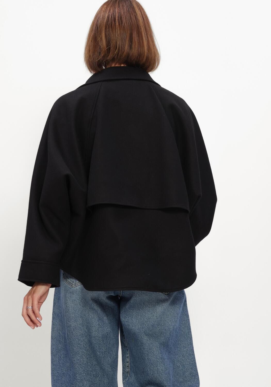 WITHBLACK Jack WBLJACKIE BATSLEEVE JACKET en noir - large