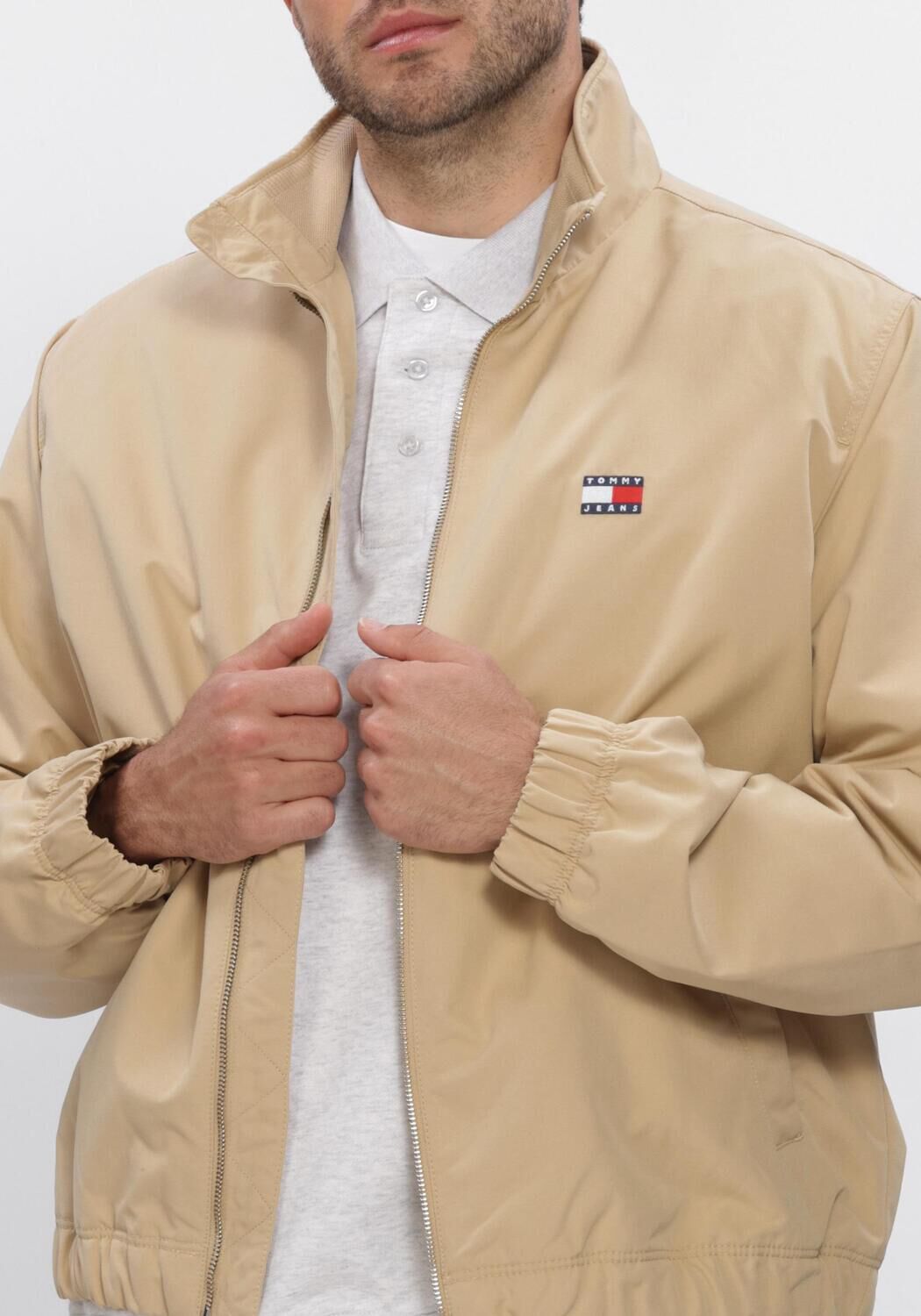 TOMMY JEANS Jack TJM ESSENTIAL JACKET EXT en beige - large