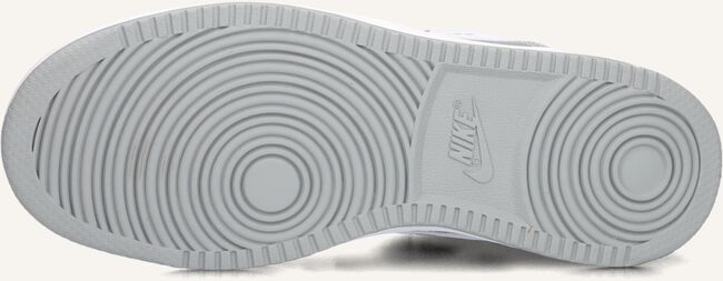 Witte NIKE Sneakers NIKE COURT VISION MID WMNS Witte NIKE Sneakers NIKE COURT VISION MID WMNS - large