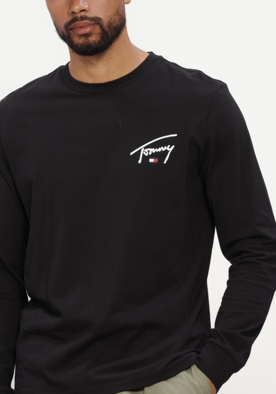 TOMMY JEANS T-shirt TJM SLIM SIGNATURE CHEST TEE LS en noir - large