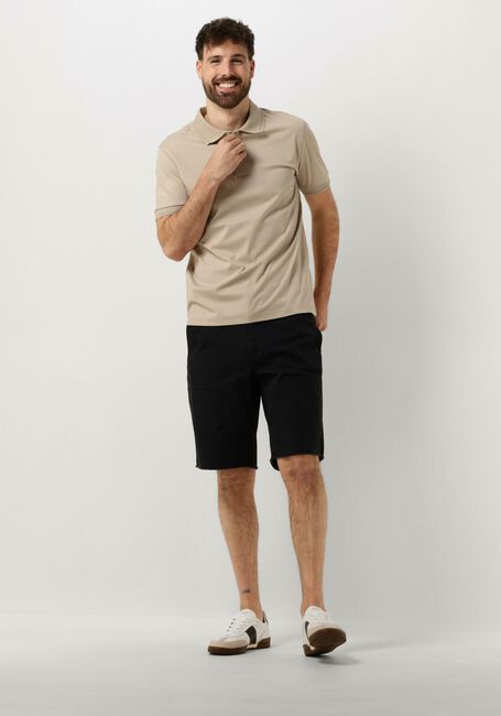 HUGO Pantalon courte JUNIS242W en noir - large