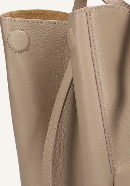 NOTRE-V MARTHA NOTRE-V MARTHA - large