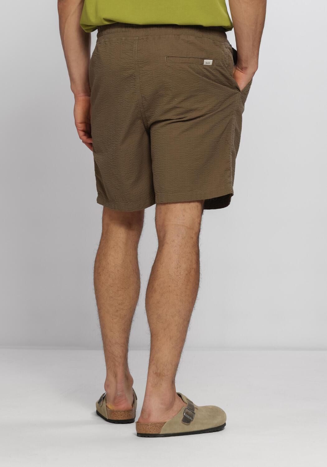 FOR&Eacute;T Pantalon courte HUSH SEERSUCKER SHORTS en taupe - large
