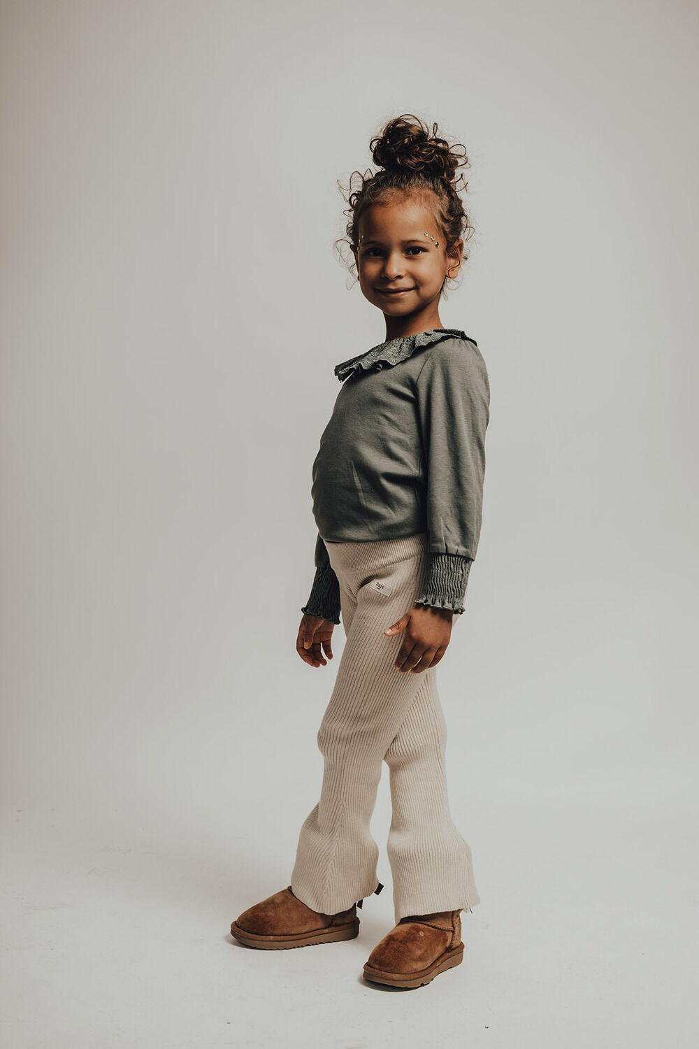 Zand BAJE STUDIO Flared broek MAY - large