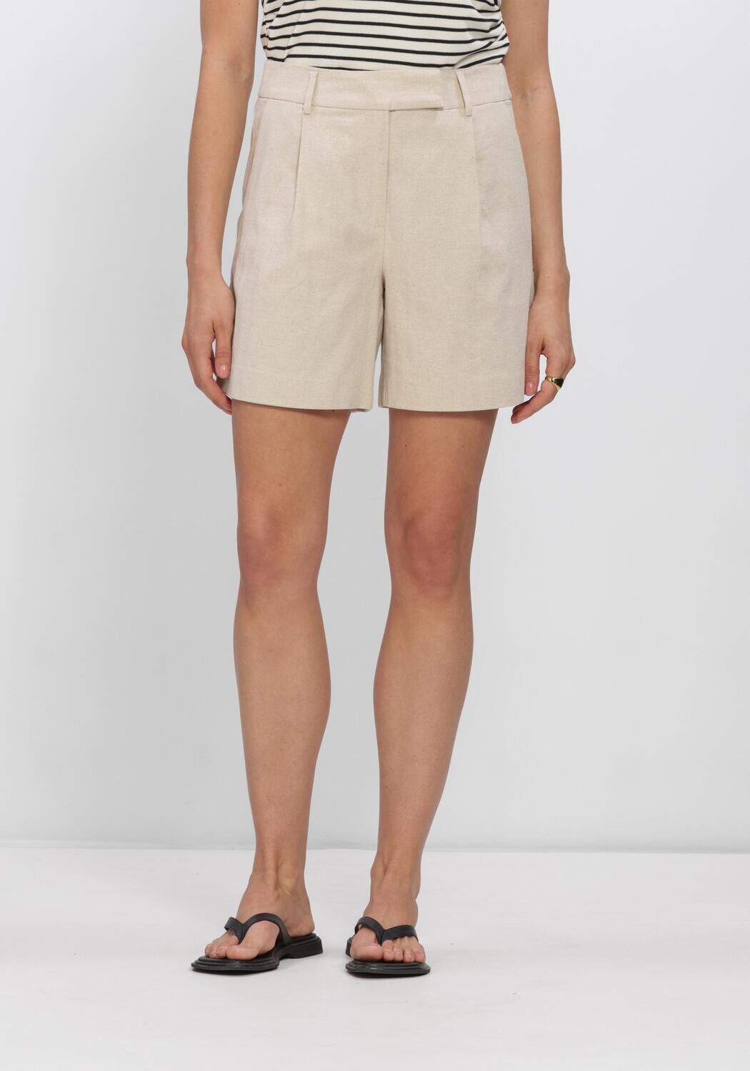 Beige CO'COUTURE Broeken/jumpsuits LEENACC LINEN PLEAT SHORTS - large
