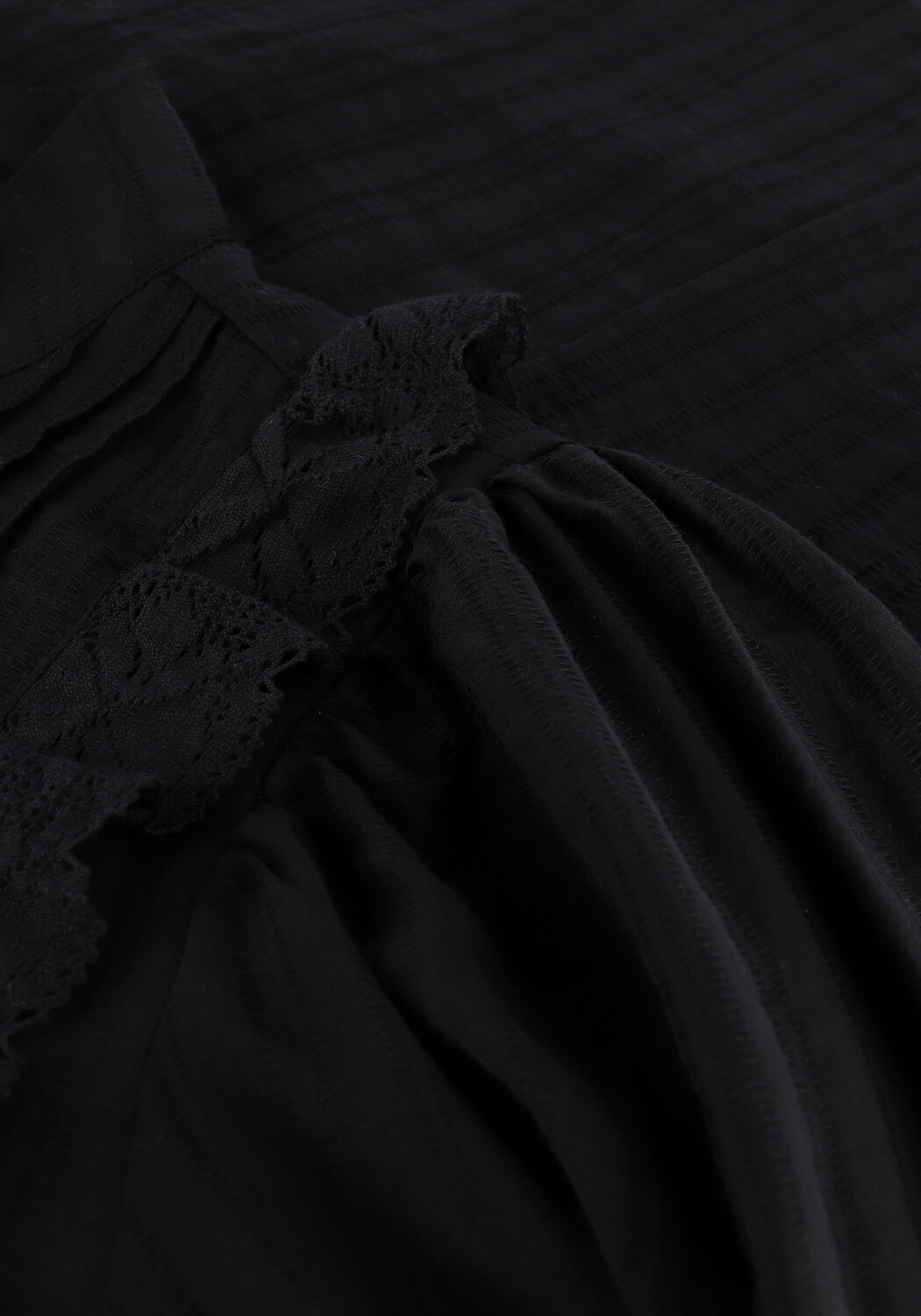 CO'COUTURE LISISSA FRILL BLOUSE Blouses en noir - large