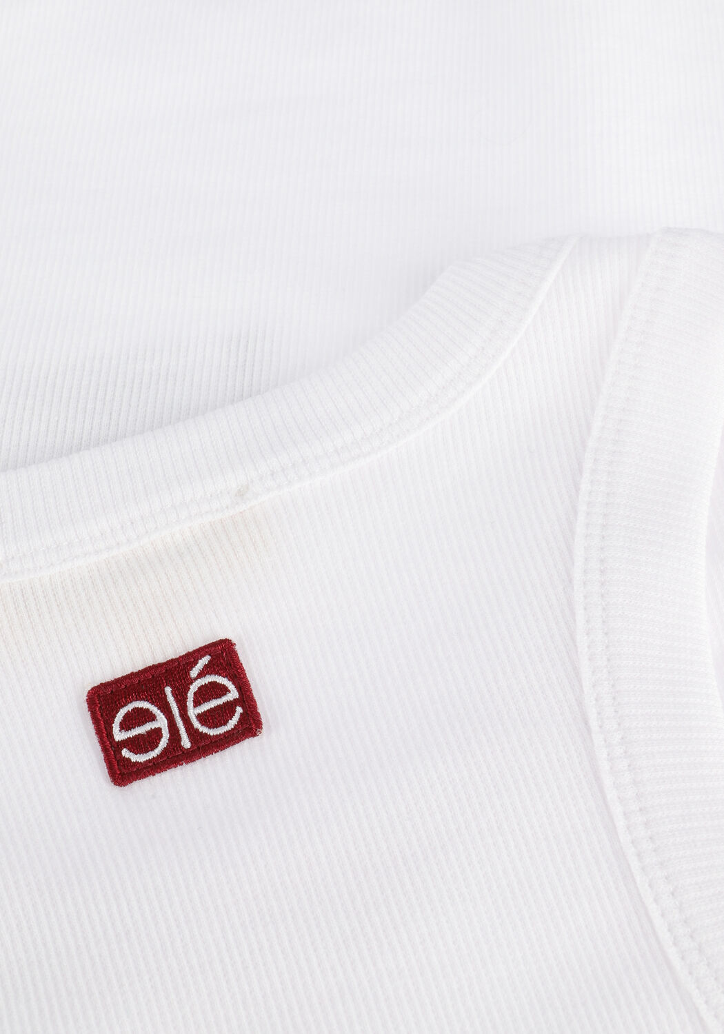 ESM&Eacute; STUDIOS Haut BLOSSOM RACERBACK RIB TANK en blanc - large