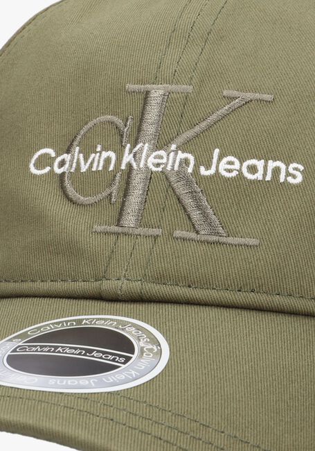 CALVIN KLEIN MONOGRAM CAP EMBRO Casquette en vert - large