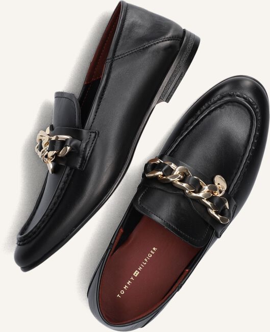Zwarte TOMMY HILFIGER Loafers CHAIN LOAFER Zwarte TOMMY HILFIGER Loafers CHAIN LOAFER - large
