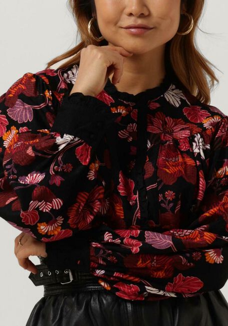 IDANO BAPTISTA Blouses en rouge - large