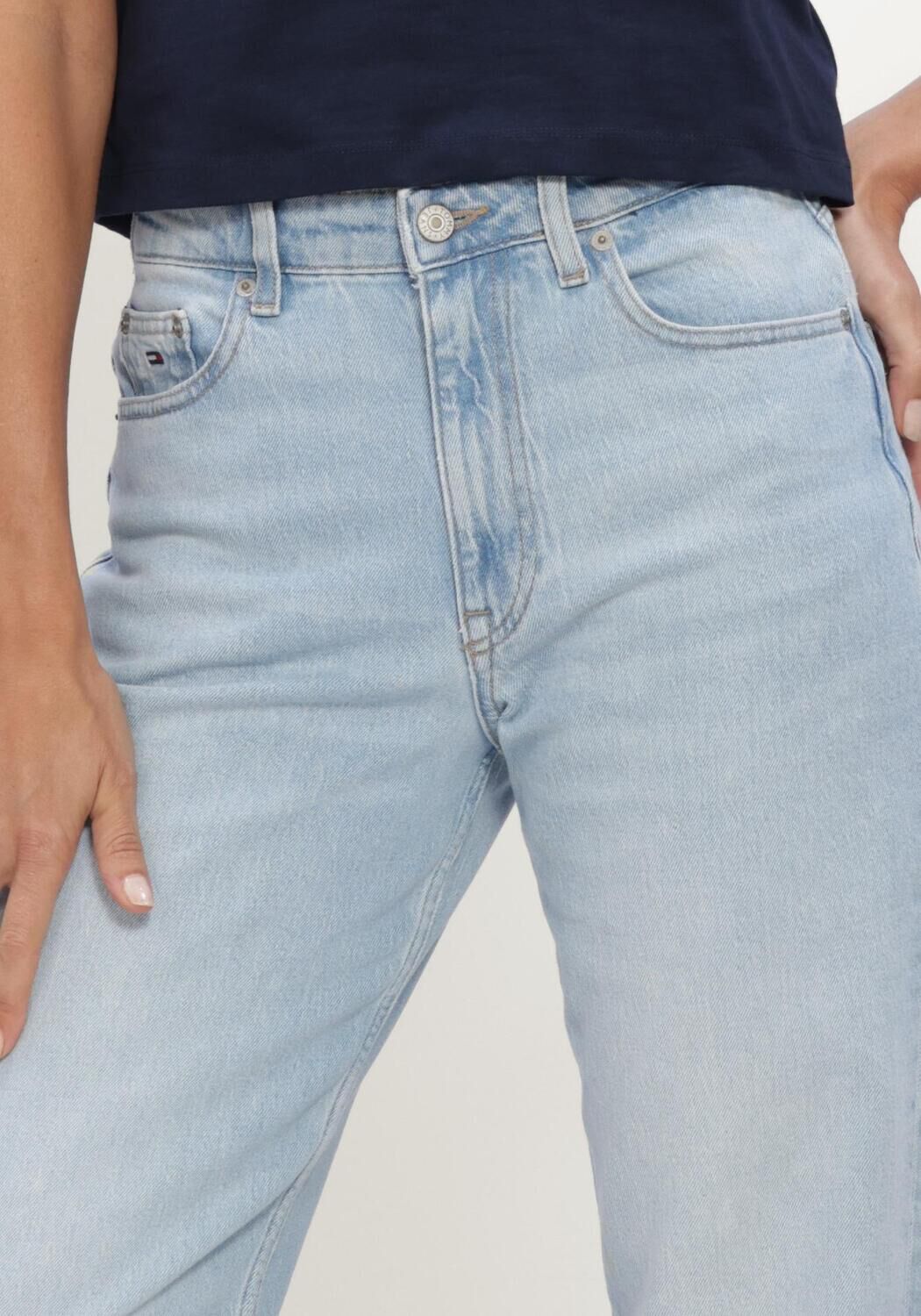 Lichtblauwe TOMMY JEANS Jeans LAYLA HR SLIM STR BJ0111 CO - large
