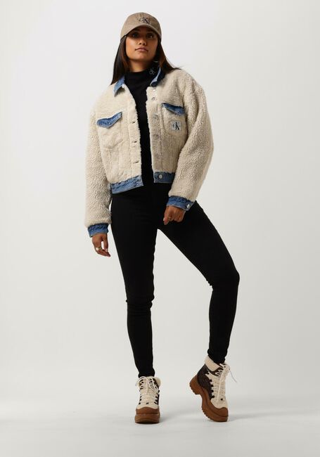 CALVIN KLEIN Veste en jean REVERSIBLE SHERPA CROP DNM JKT en bleu - large