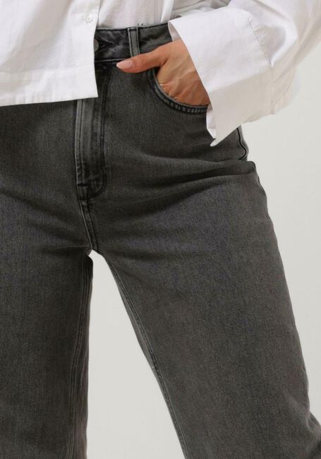 Lichtgrijze SELECTED FEMME Wide jeans SLFELOISE HW WIDE LIGHT GREY JEANS - large