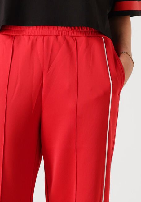 ALIX THE LABEL Pantalon de jogging LADIES KNITTED TRAINING PANTS en rouge - large