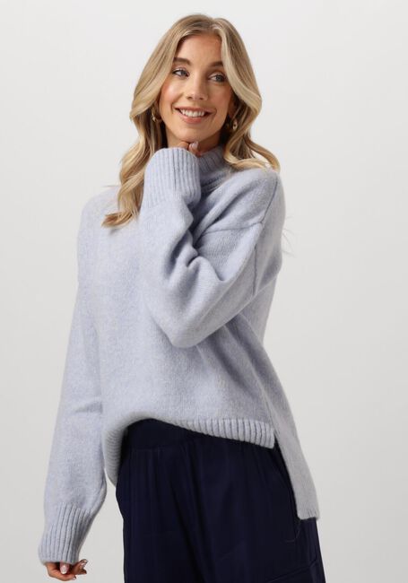 SOEURS DE PROVENCE Col roulé PALOMA SWEATER en bleu - large