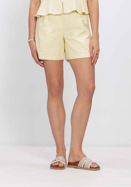 Gele Y.A.S. Broeken/jumpsuits YASLIRMA HW SHORTS - large