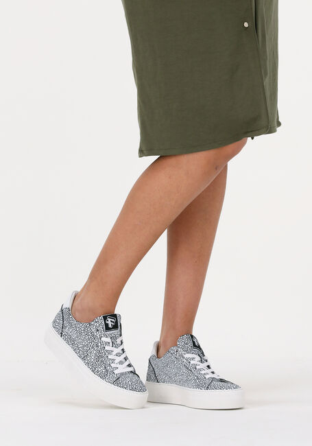 FLORIS VAN BOMMEL Baskets basses SFW-10059 en blanc - large