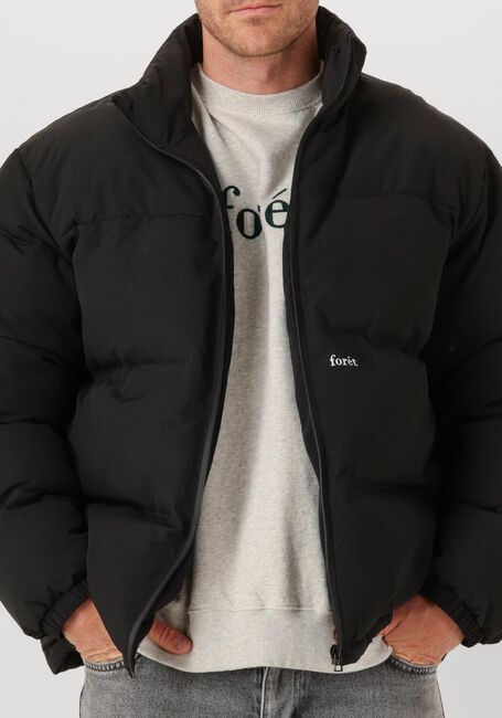 FORÉT Veste matelassé POLAR PUFFER JACKET en noir - large