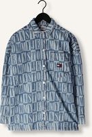 TOMMY JEANS Veste en jean TJW TJ DENIM SPELLOUT OVERSHIRT en bleu TOMMY JEANS Veste en jean TJW TJ DENIM SPELLOUT OVERSHIRT en bleu - medium