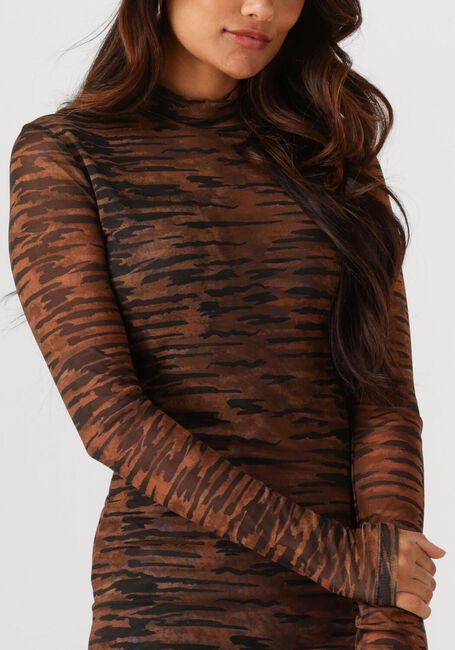 HARPER & YVE JESSIE-DR - large
