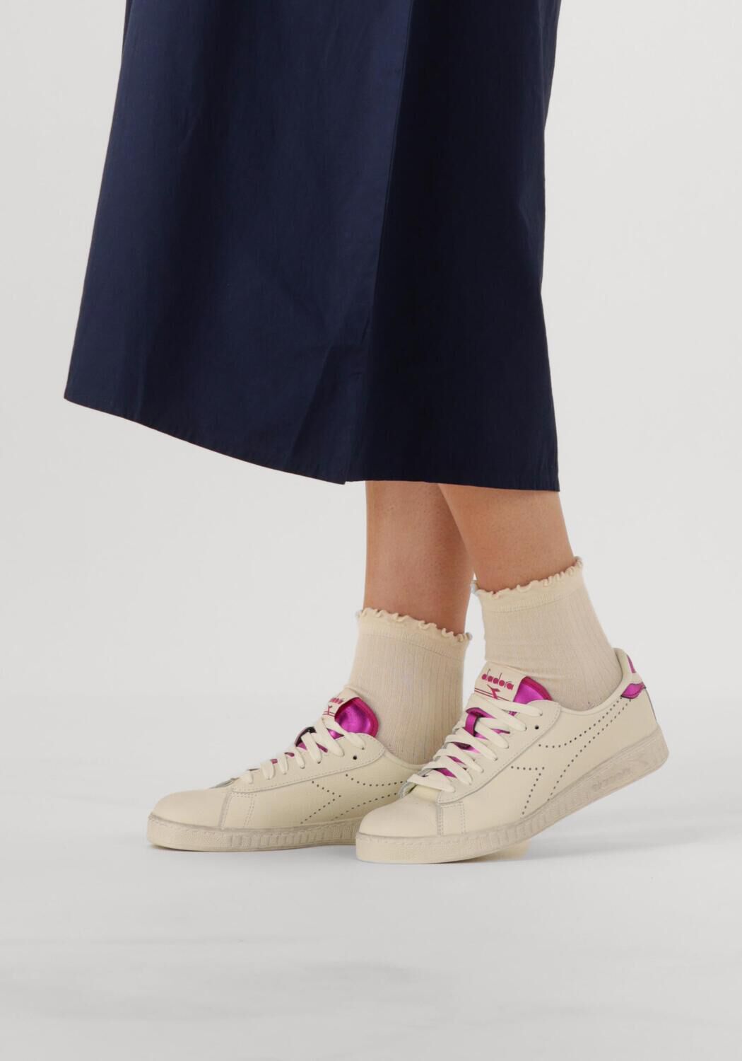 DIADORA Baskets basses GAME L LOW PUNCHED WN en blanc - large