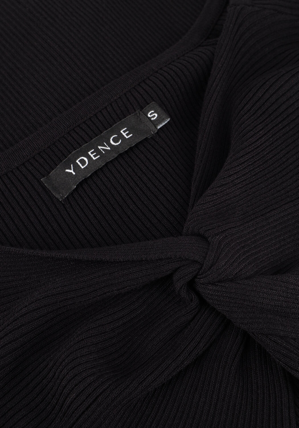 YDENCE KNITTED TOP BOWIE Hauts & T-shirts en noir - large