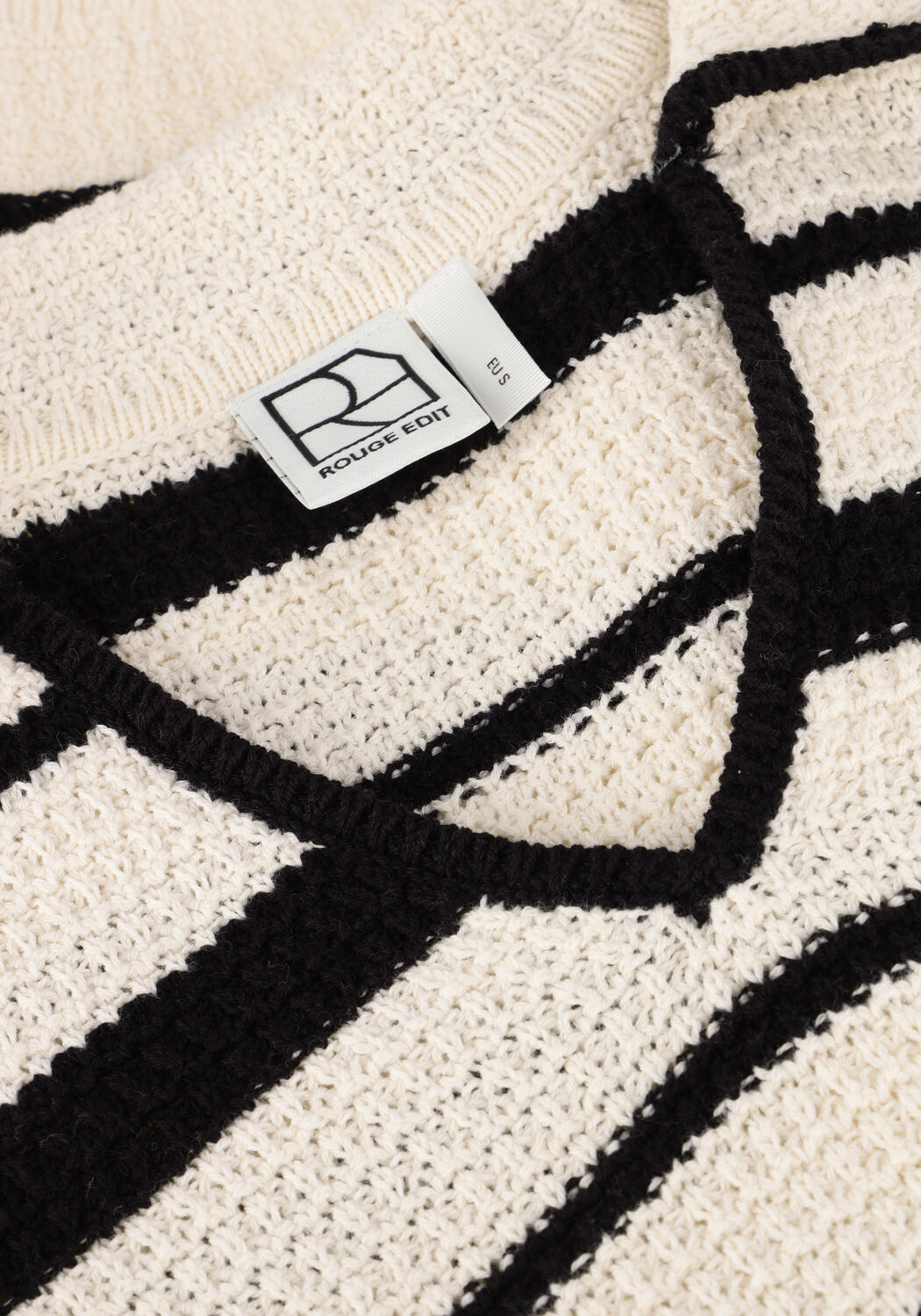 Multi ROUGE EDIT T-shirt ROUAGNES SS V-NECK KNIT TOP - large