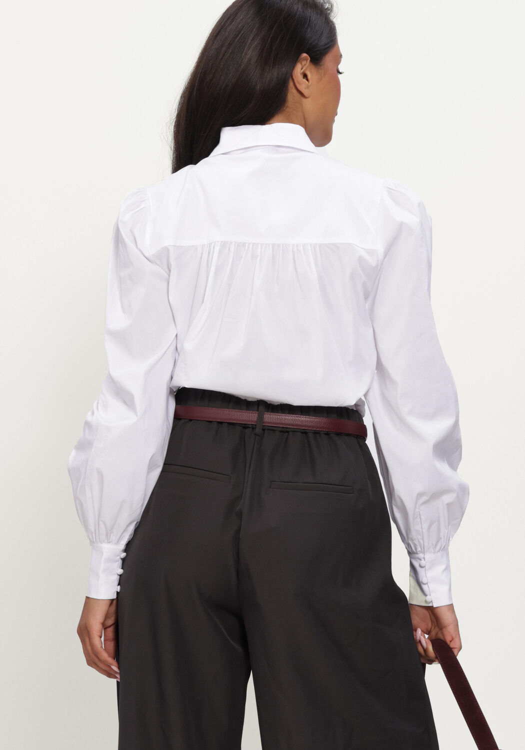 OMODA ATELIER OM-HELEN X QUINTY Blouses en blanc - large