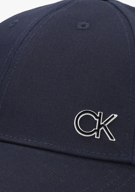 CALVIN KLEIN CK OUTLINED BB CAP Casquette en bleu - large