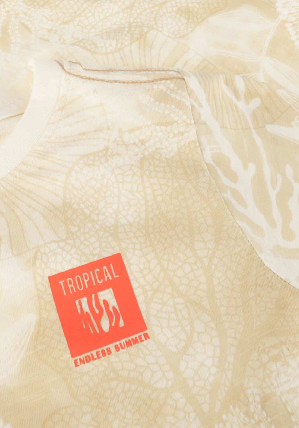 RETOUR T-shirt MAX en beige - large