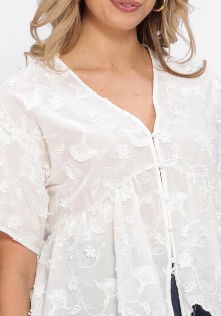 Witte OBJECT  OBJLORA S/S RE V/NECK TOP - large